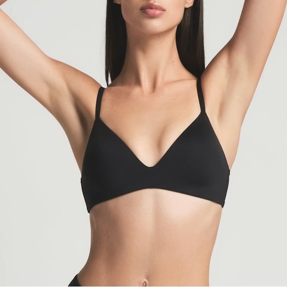 NWT Skims Wireless Form T-Shirt Bra - Picture 1 of 5